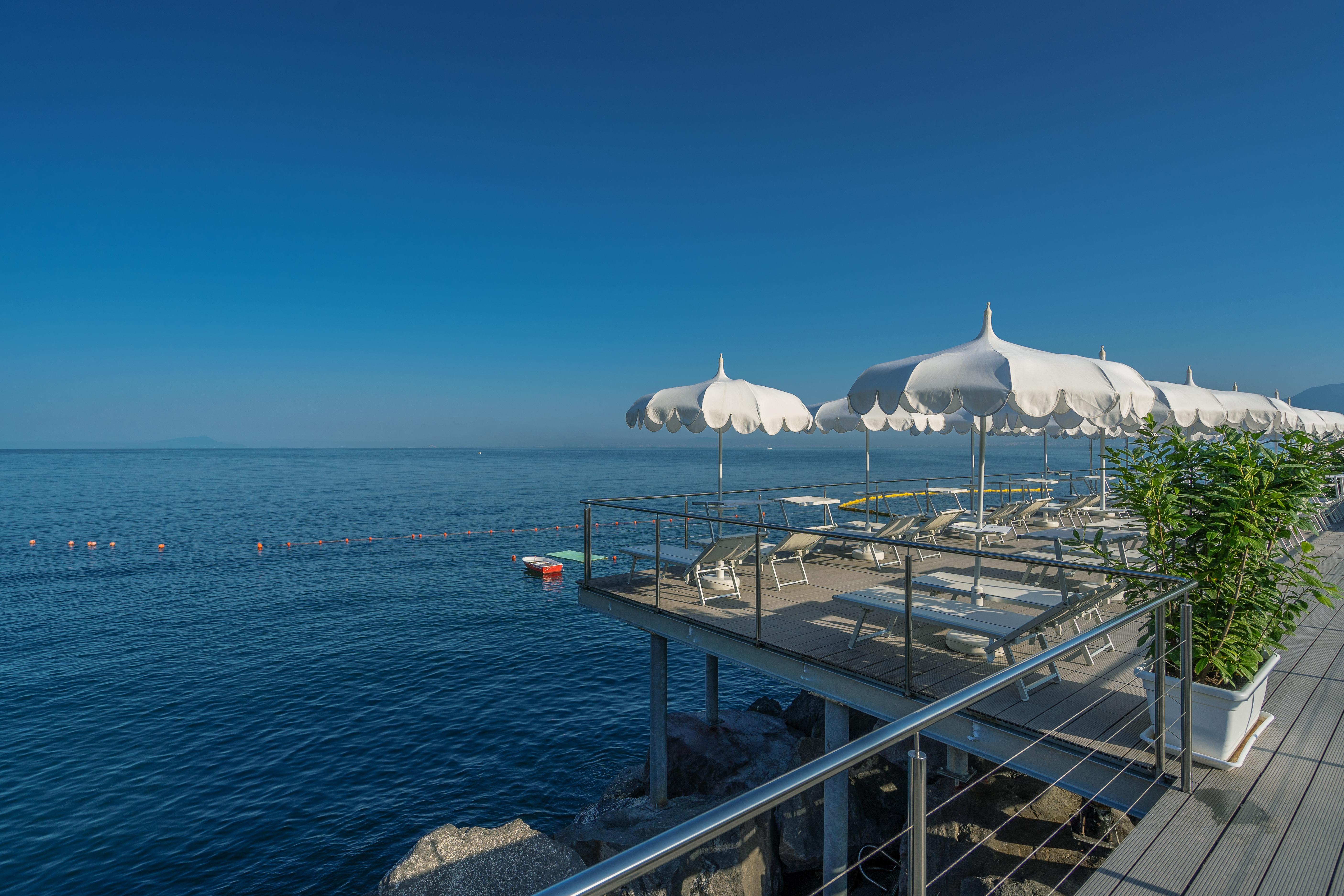 Mary 4* Vico Equense